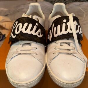 Louis Vuitton Sneakers